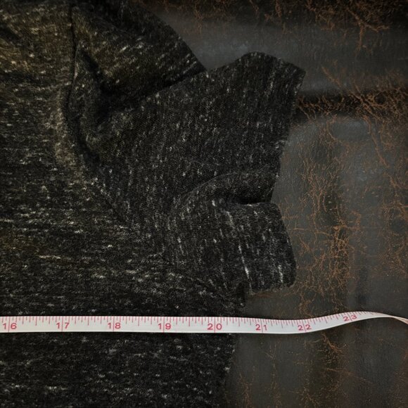 Nike St Thomas University (Minnesota) tee - Picture 5 of 9